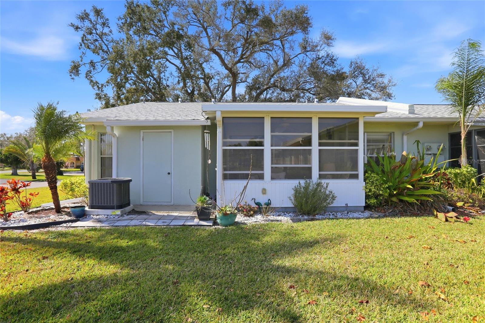 CORTEZ VILLAS - Residential