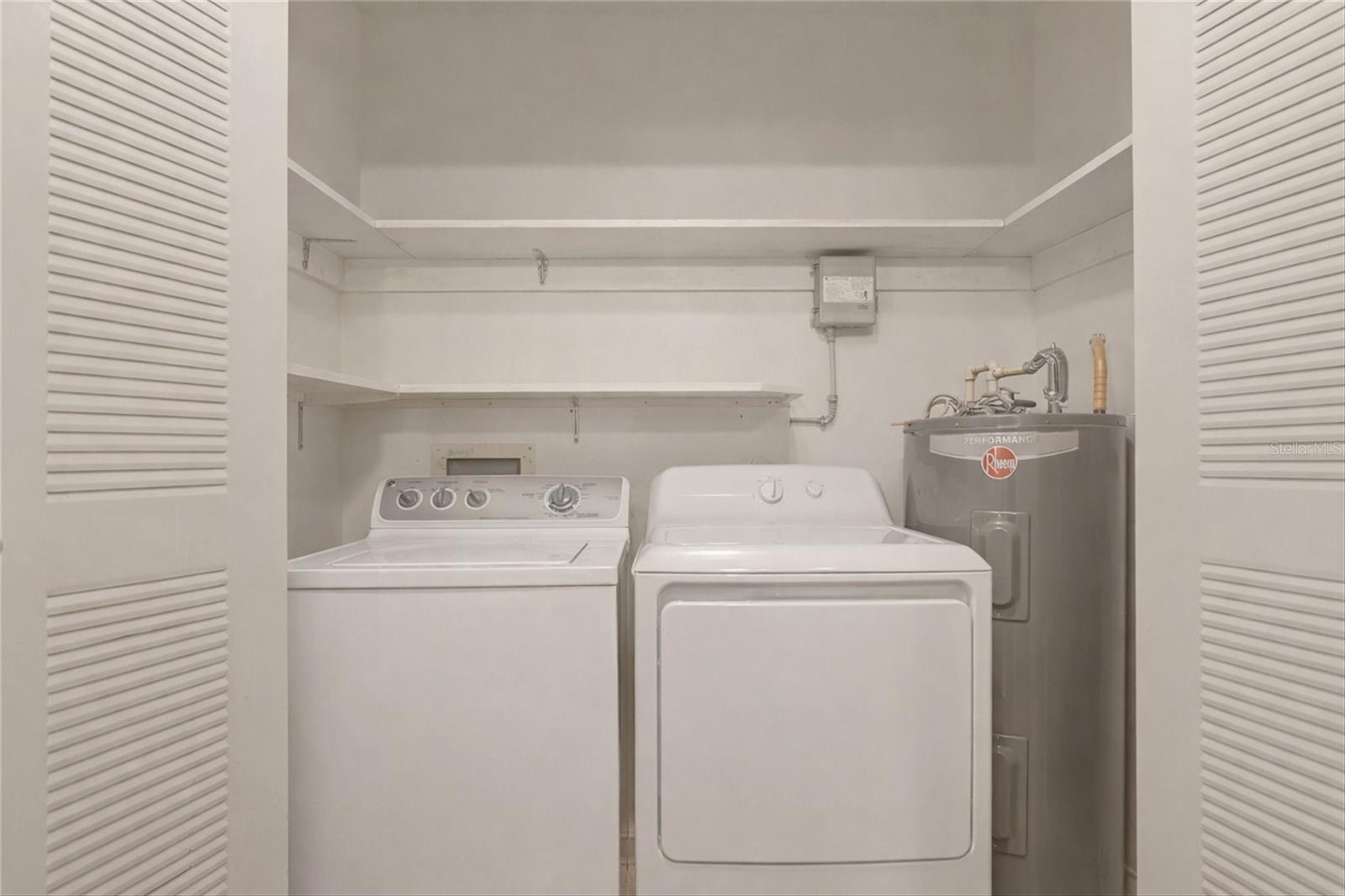 CORTEZ VILLAS - Residential