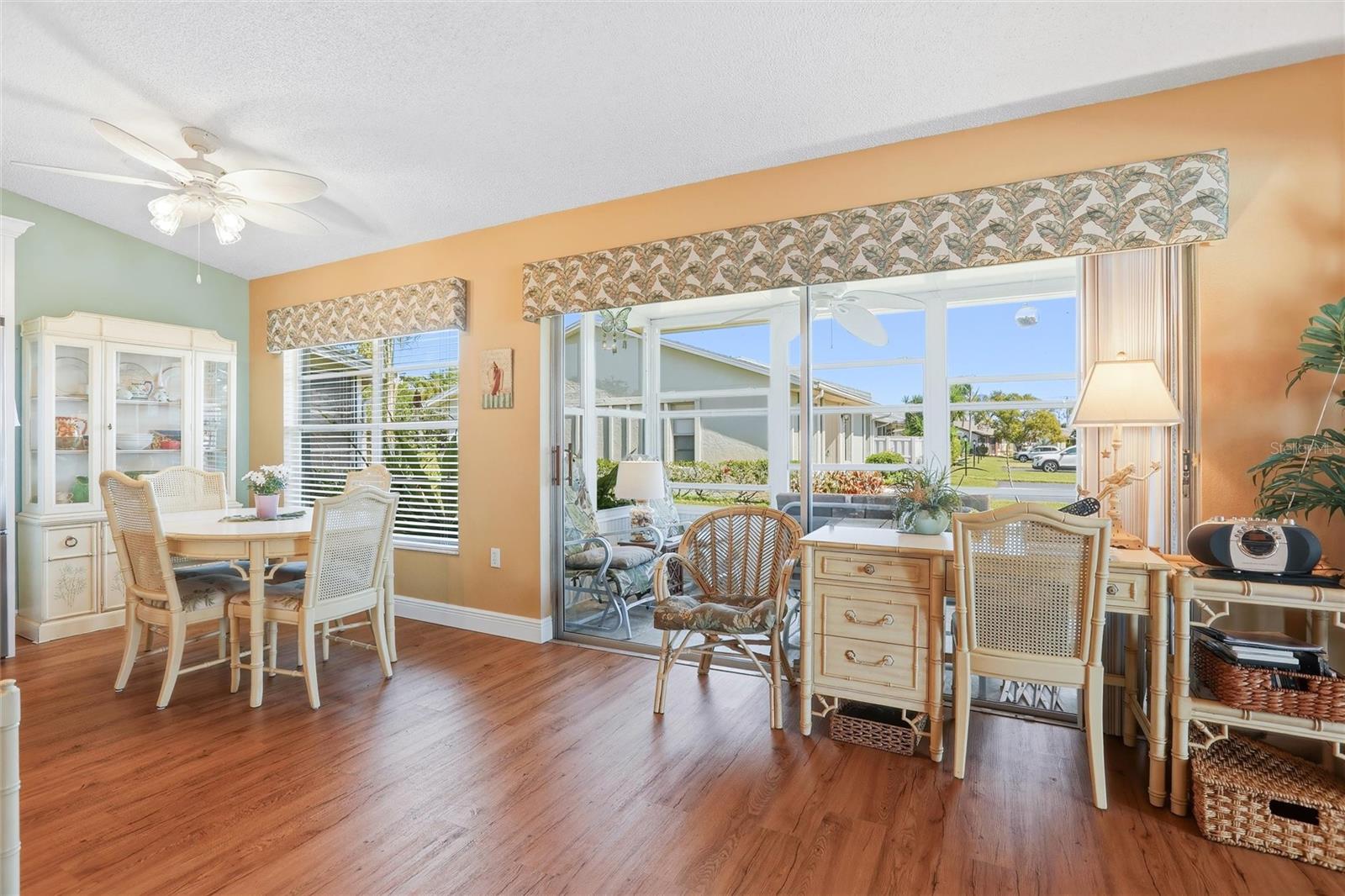 CORTEZ VILLAS - Residential