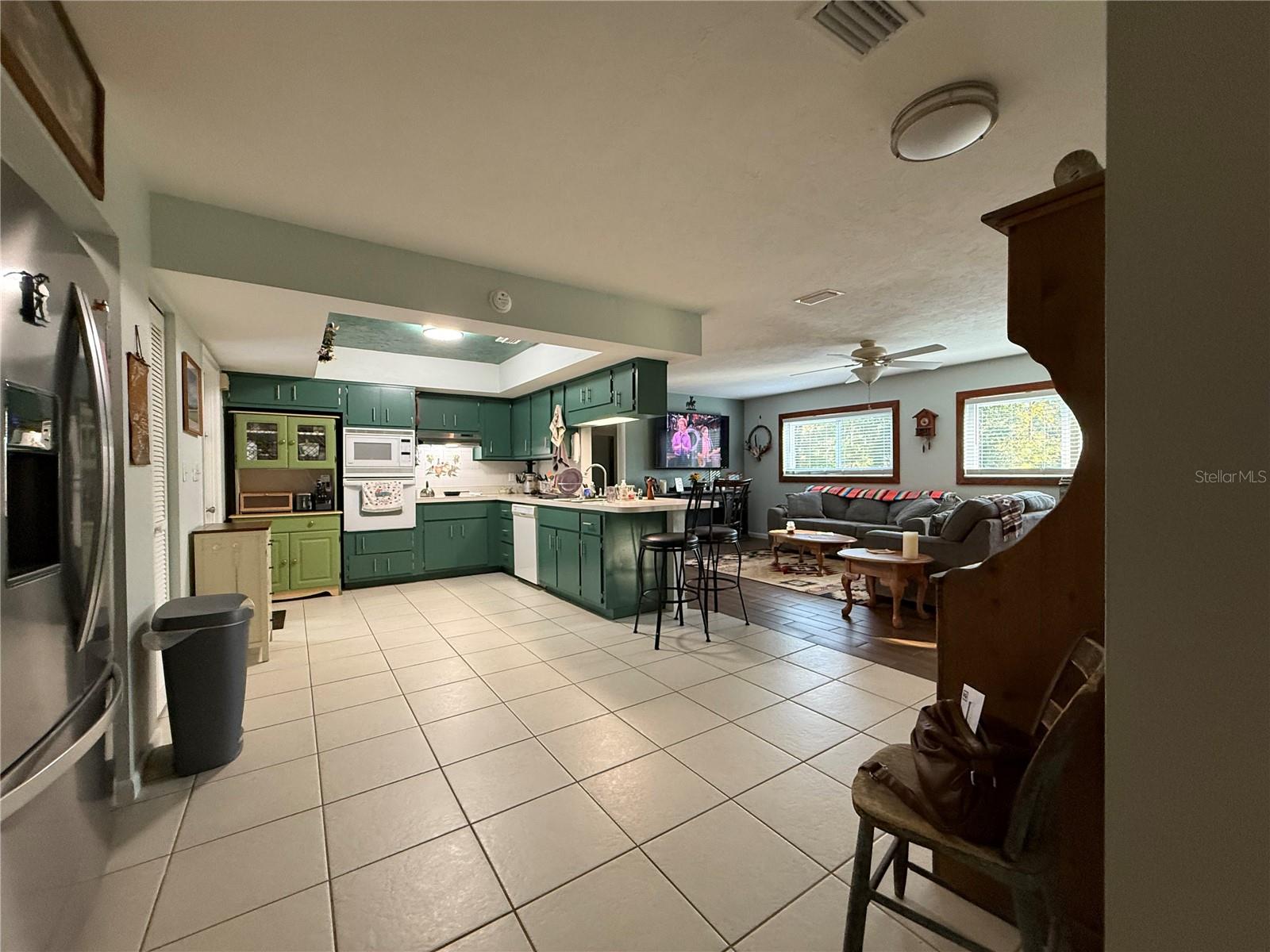 RAINBOW SPGS 01 REP - Residential