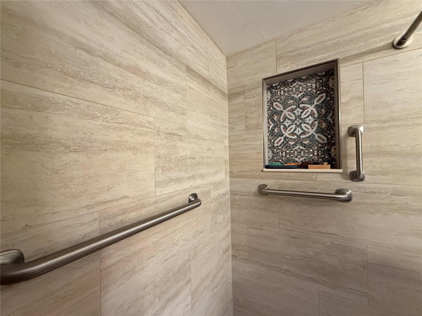 RAINBOW SPGS 01 REP - Residential