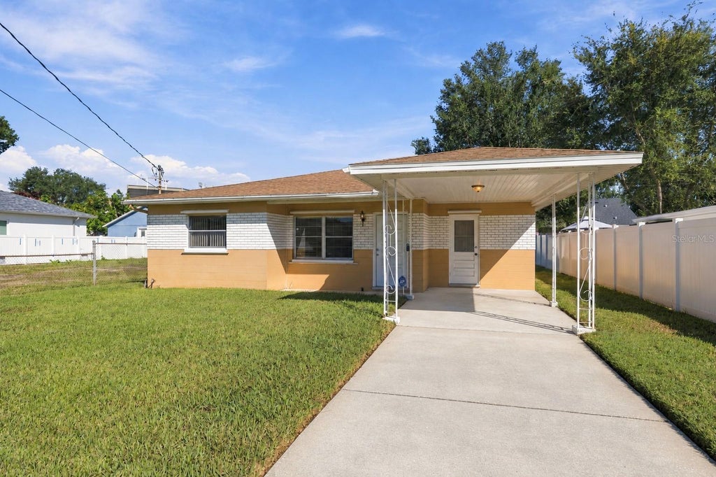 Photo of 3409 W Braddock Street, Tampa, FL 33607 (MLS # TB8559308)
