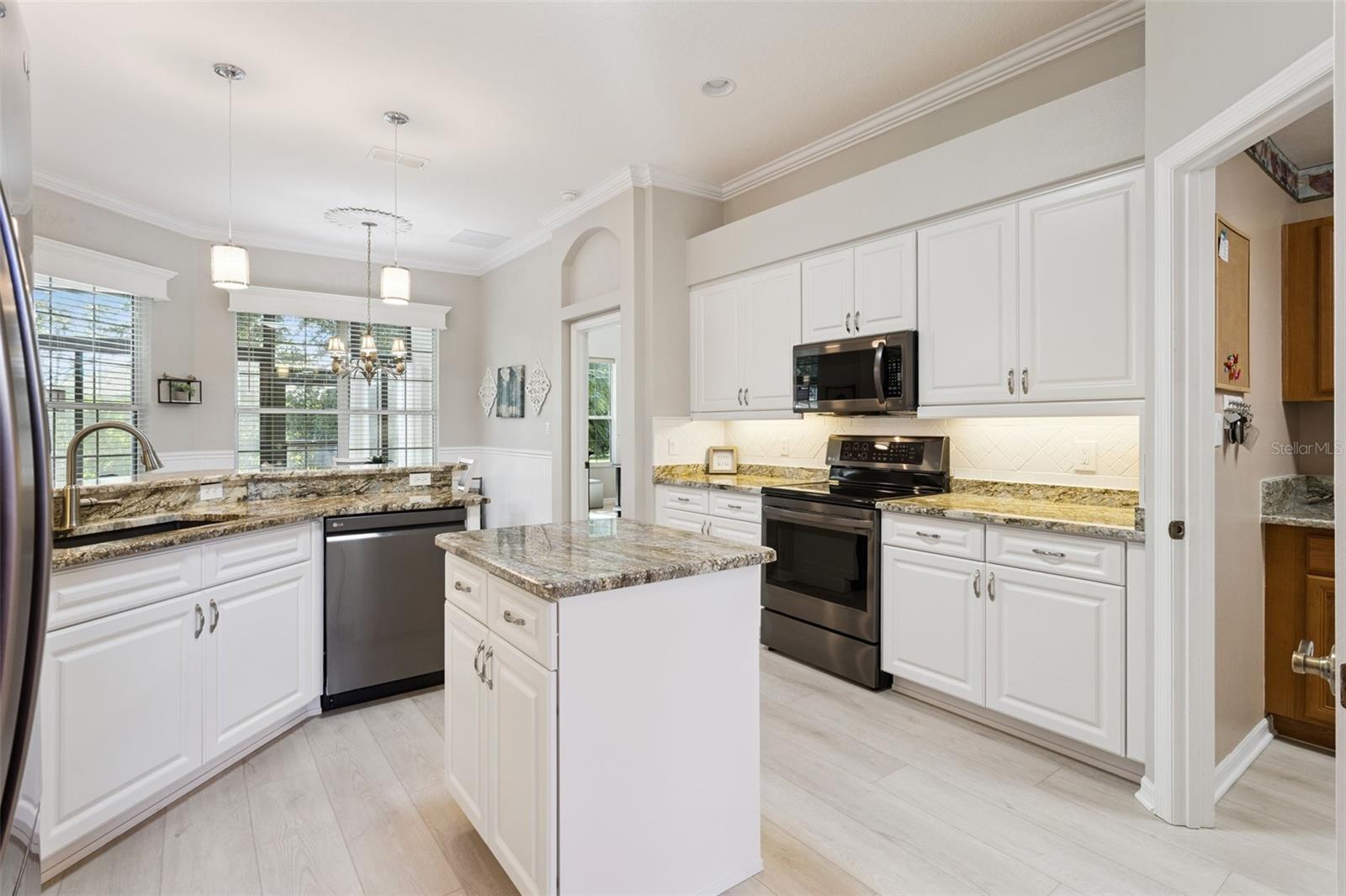 25633 LAUREL VALLEY