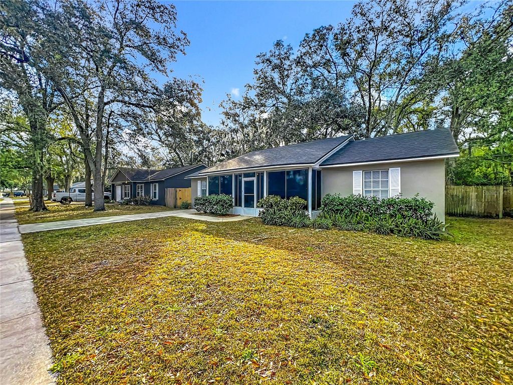 Photo of 1429 Mara Court, Sanford, FL 32771 (MLS # O6380010)