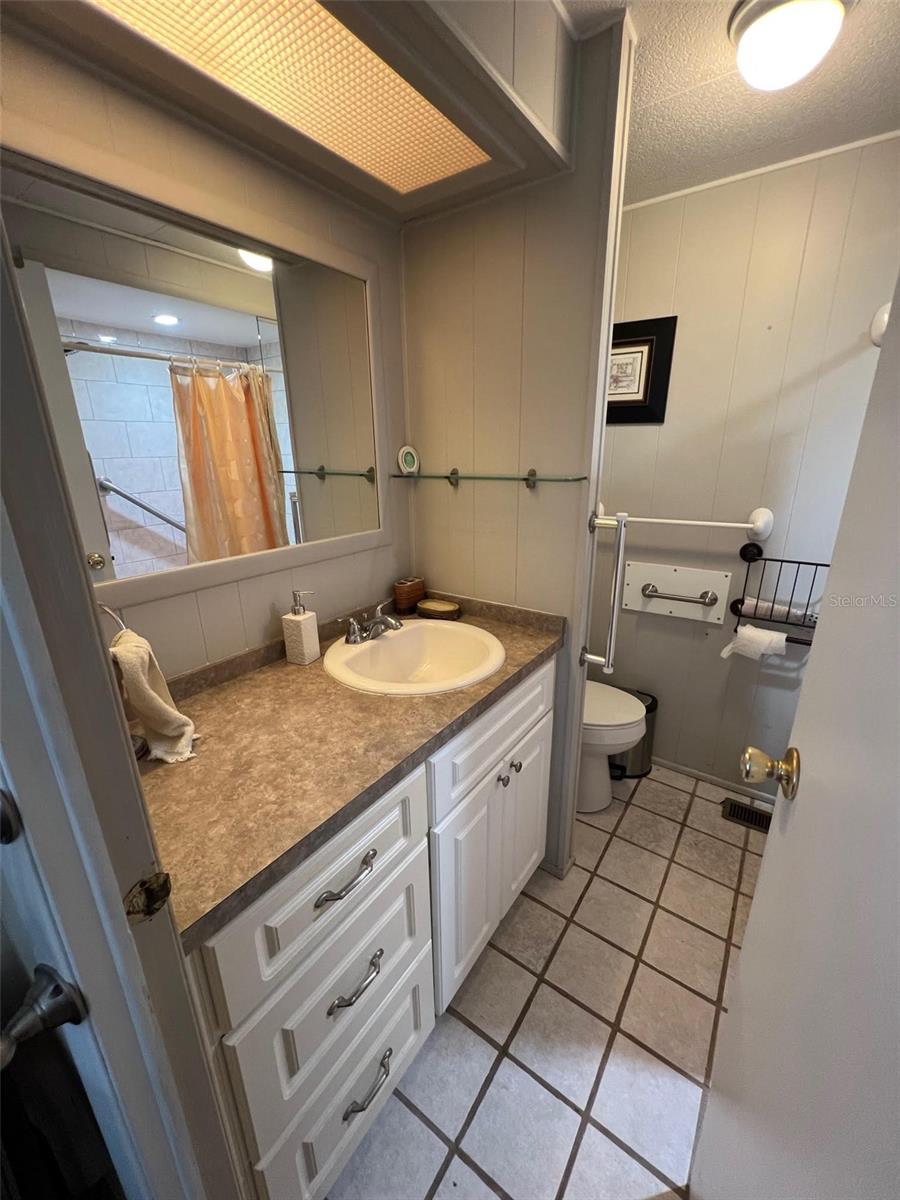 DORAL RO ASSOCIATION INC UNREC - Residential