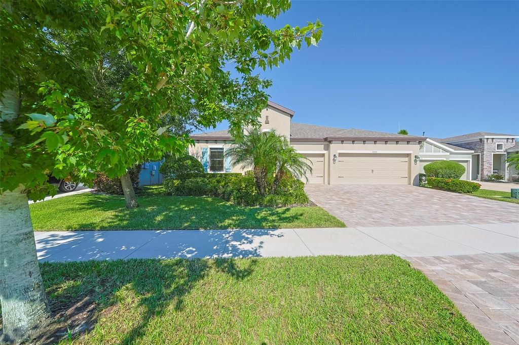 Photo of 6506 Maiden Sea Drive, Apollo Beach, FL 33572 (MLS # TB8438519)