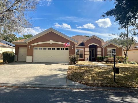 Photo of 13235 SE 97th Terrace Road, Summerfield, FL 34491 (MLS # OM713351)