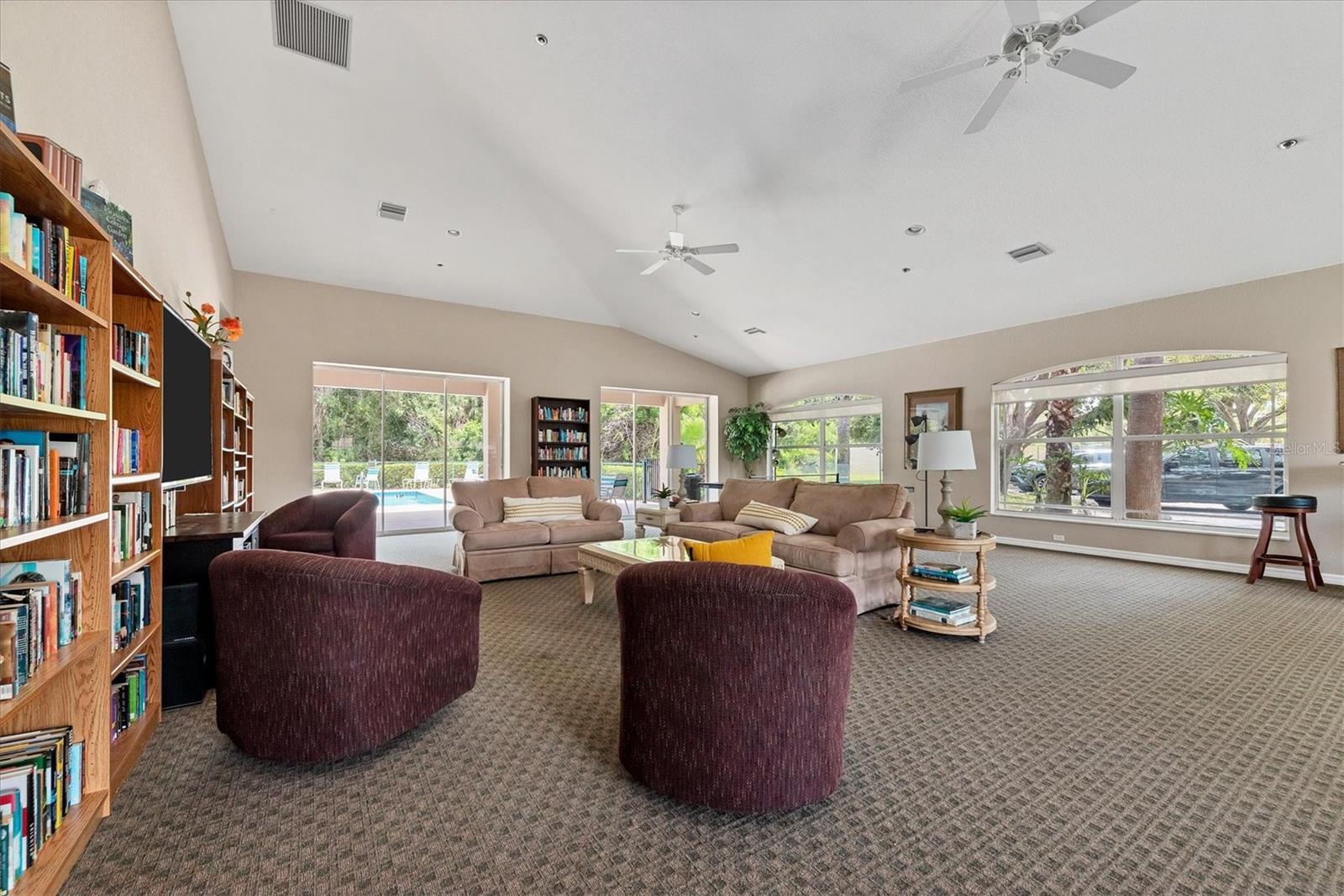 HIDDEN LAKES CLUB PH 1 - Residential