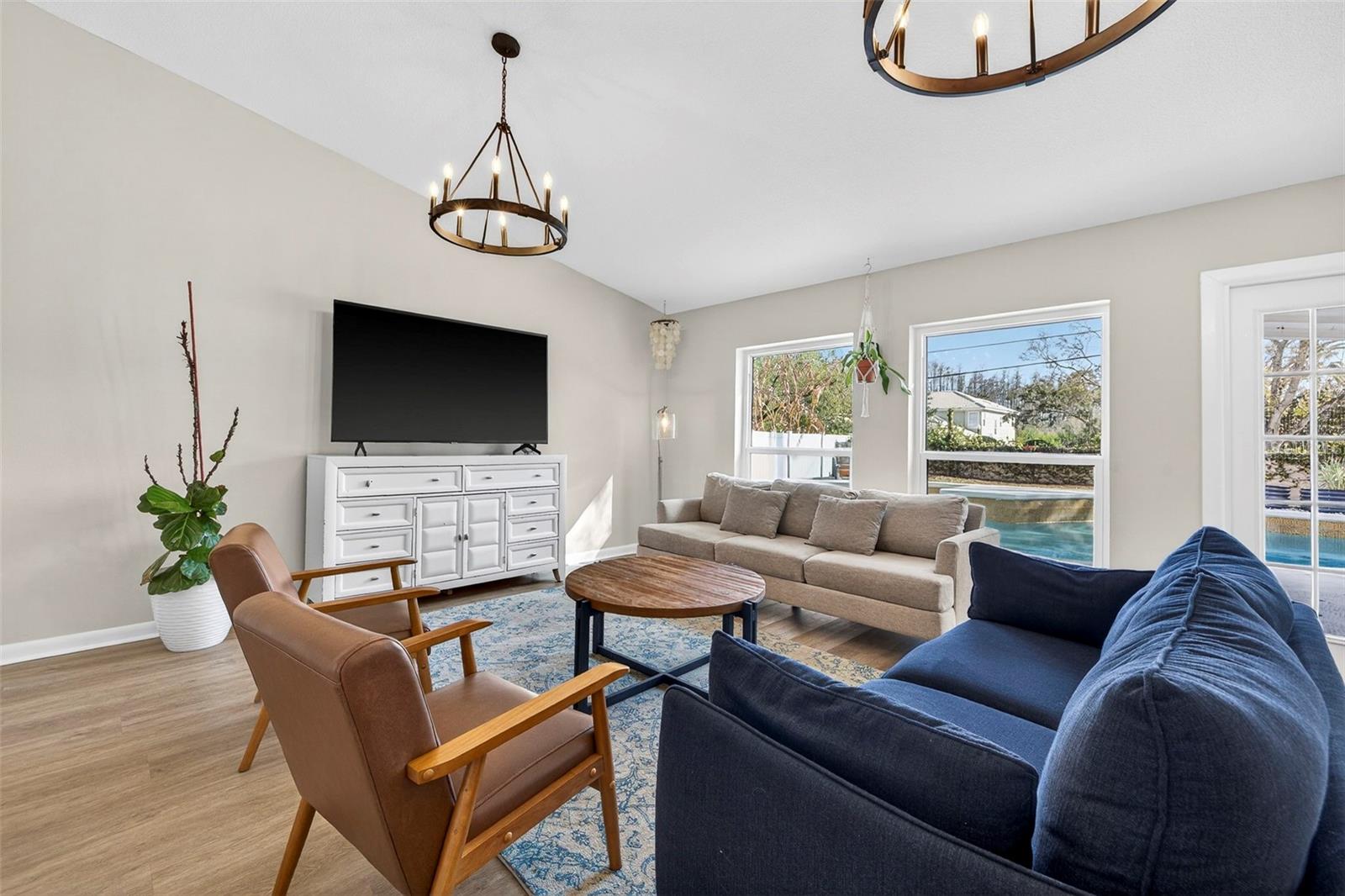 STONEHEDGE - Residential