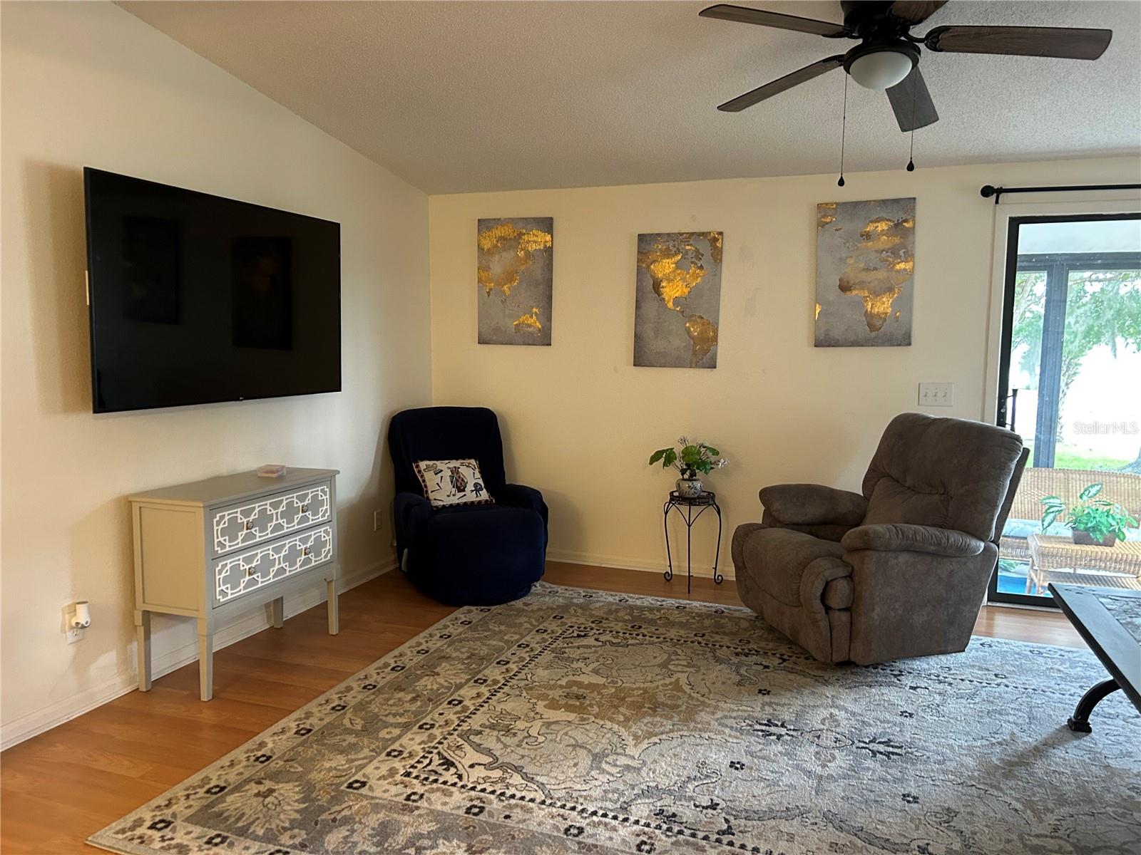 LADY LAKE ORANGE BLOSSOM GARDENS UNIT 10 - Residential