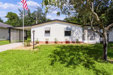 Photo of 1709 E Schwartz Boulevard, The Villages, FL 32159 (MLS # G5111902)