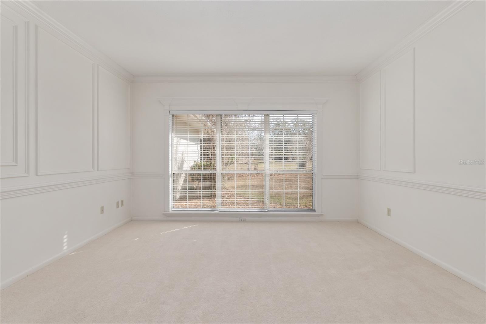 COUNTRY CLUB ESTATE MCINTOSH GRT - Residential