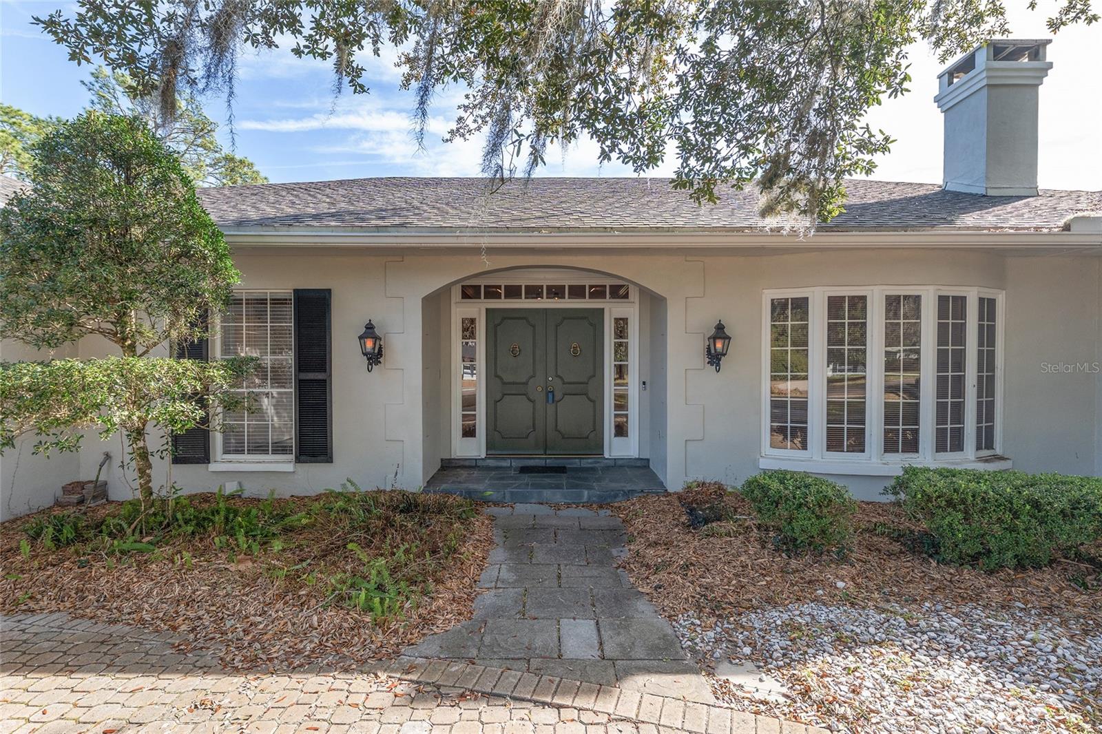 COUNTRY CLUB ESTATE MCINTOSH GRT - Residential