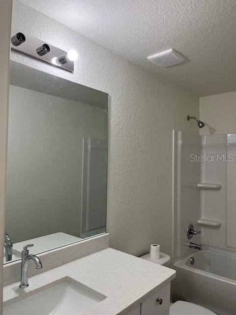 Tiny photo for 3745 SE 140th Lane, Summerfield, FL 34491 (MLS # OM733280)