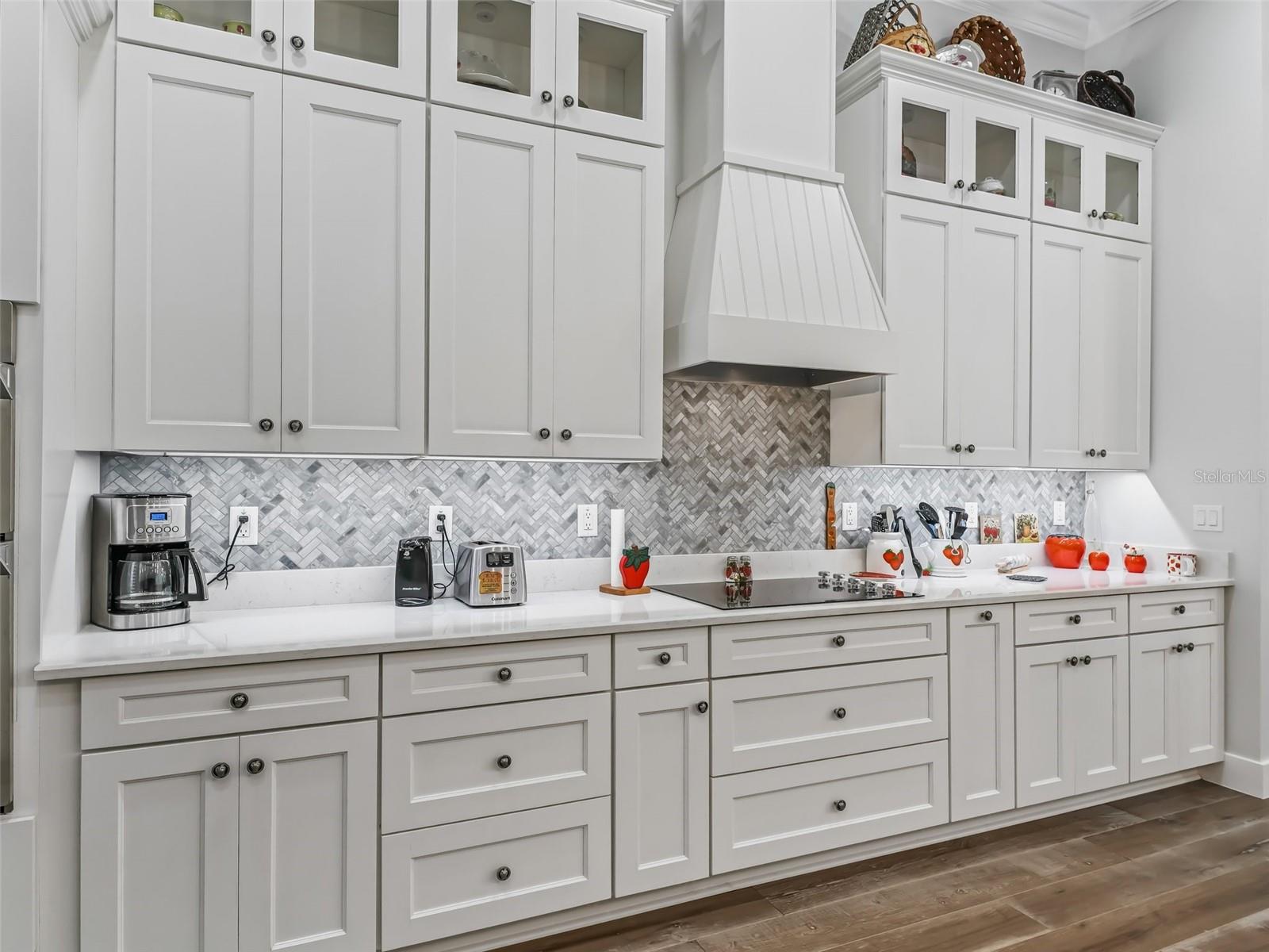 LEGENDARY TRLS - Residential