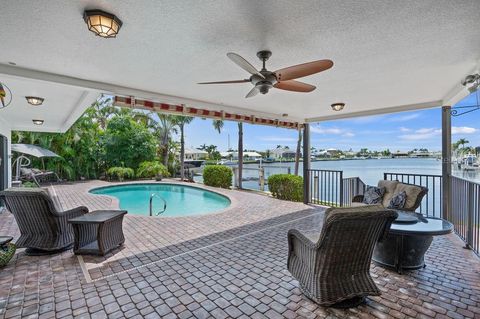 A home in PUNTA GORDA