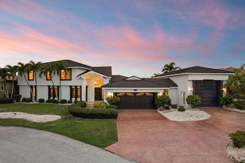 A home in PUNTA GORDA