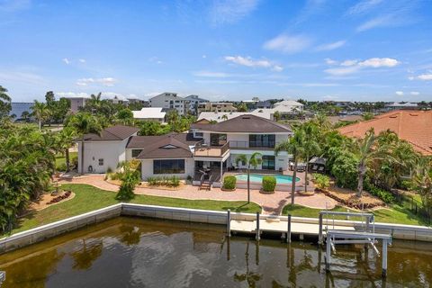 A home in PUNTA GORDA