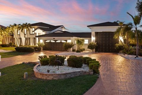 A home in PUNTA GORDA