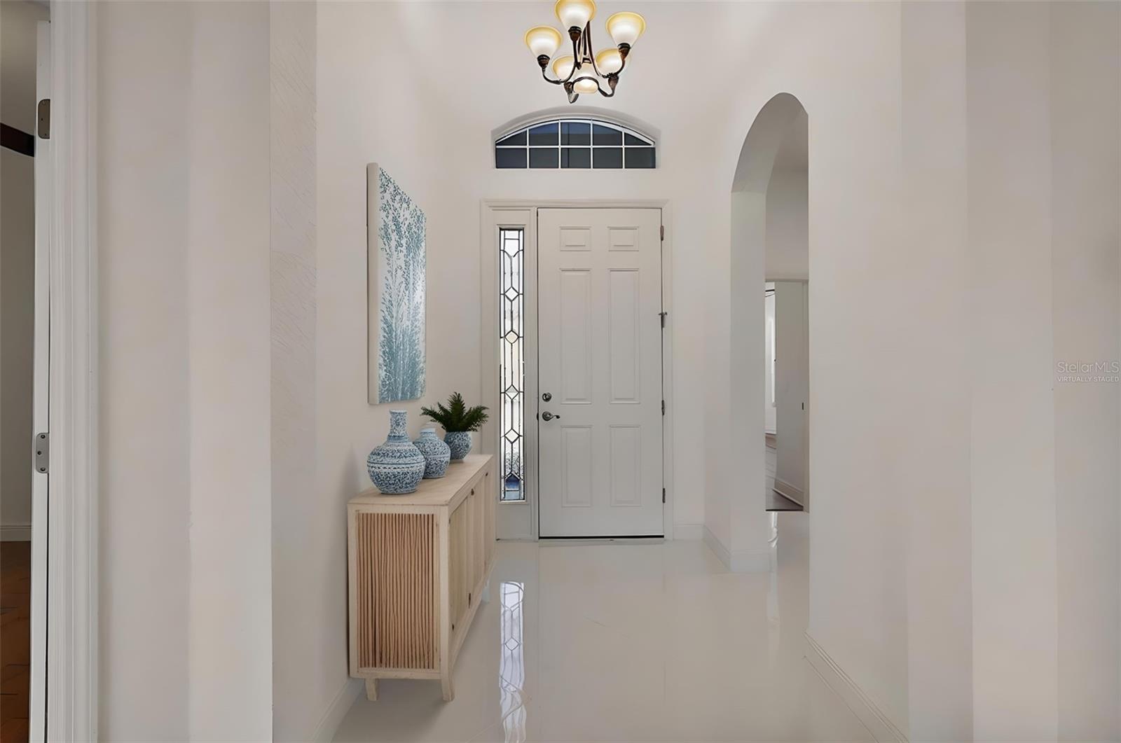 LAKESIDE LANDINGS - Residential