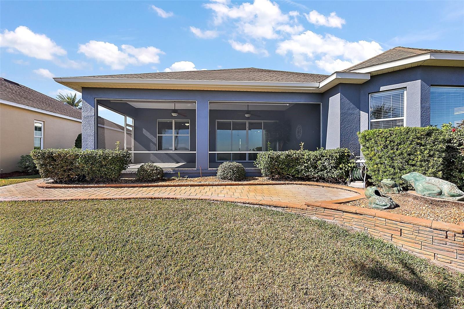 LAKESIDE LANDINGS - Residential