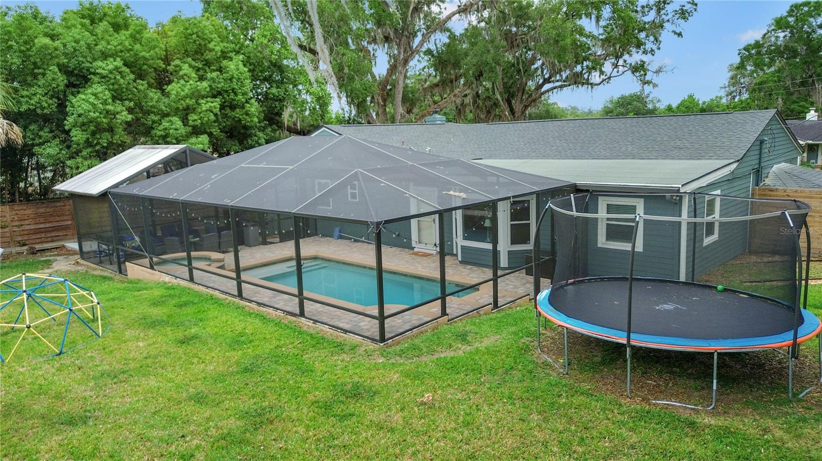 EDGEWOOD PARK UNIT 2 - Residential
