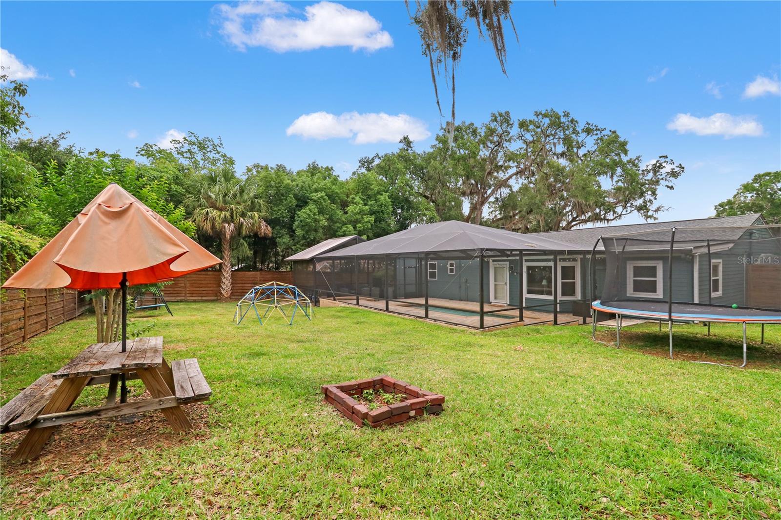 EDGEWOOD PARK UNIT 2 - Residential