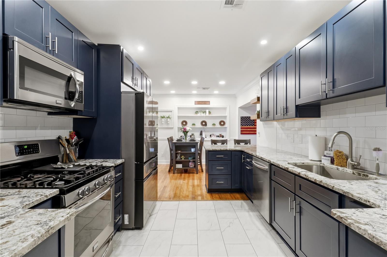 EDGEWOOD PARK UNIT 2 - Residential