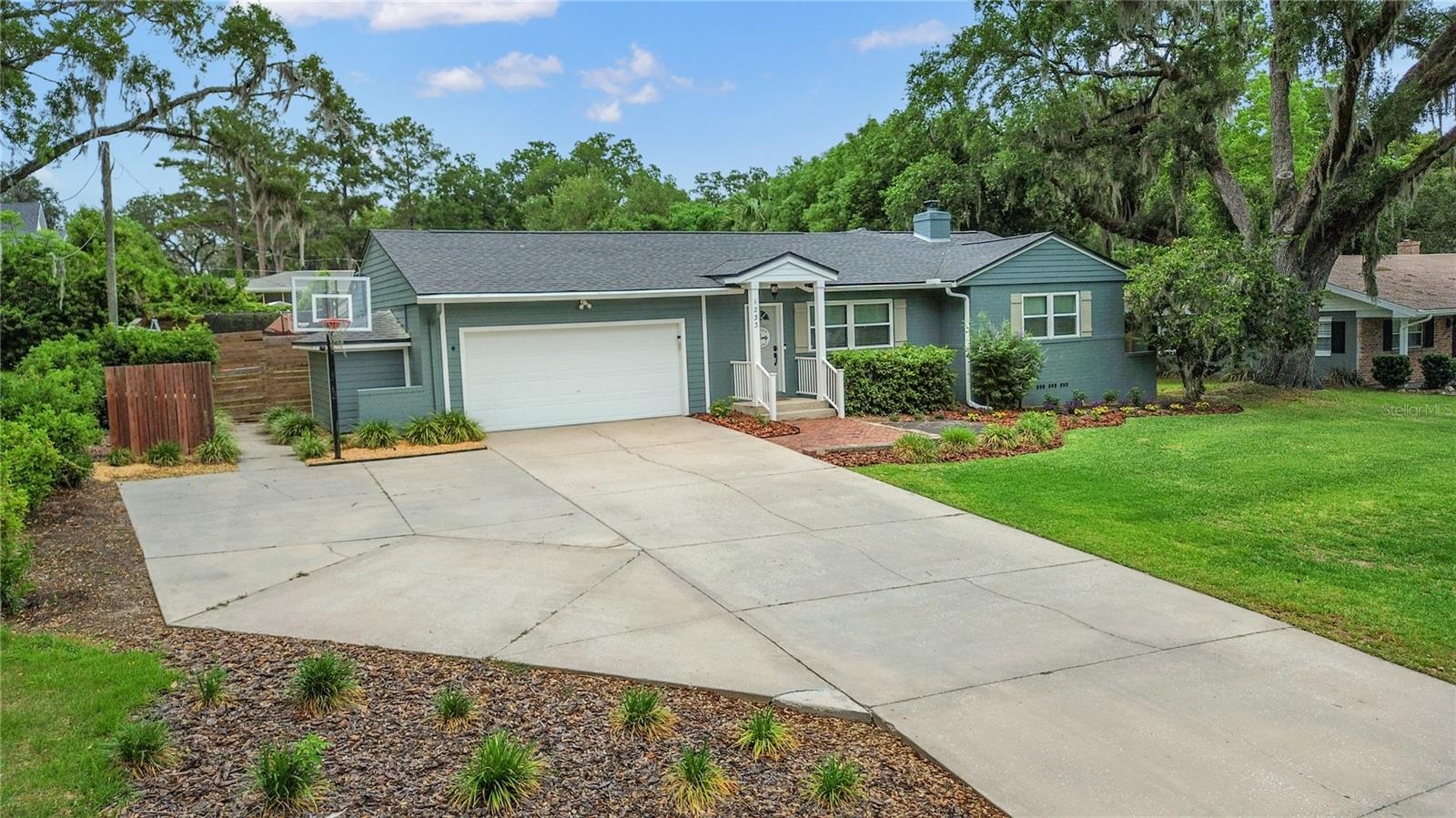 EDGEWOOD PARK UNIT 2 - Residential