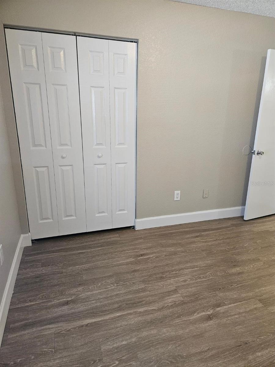 GLENDALE VILLAS A CONDO - Residential Lease