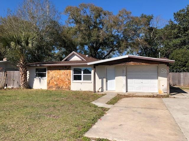 BEAUTIFUL UPDATED 3 BEDROOM 2 BATHROOM 1 CAR GARAGE BLOCK HOME LOCATED IN A QUIET DOWNTOWN NEW PORT RICHEY LOCATION. FEATURES NEWER TILE, NEWER KITCHEN WITH GRANITE COUNTERS, 2 UPDATED BATHROOMS, CLOSE TO SCHOOLS, GROCERY STORES, MALLS AND MUCH MORE.