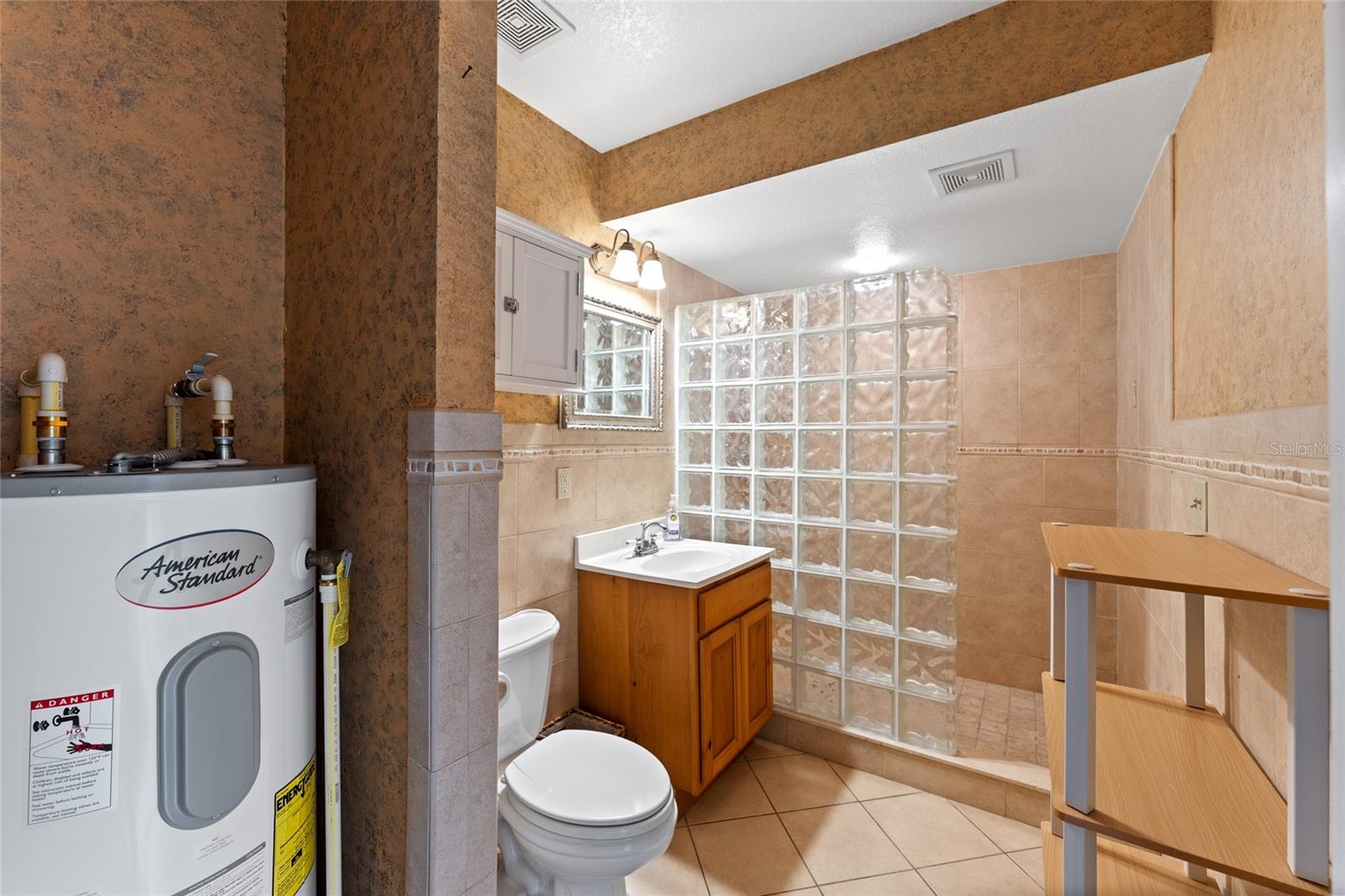 EVELYN CITY - Residential