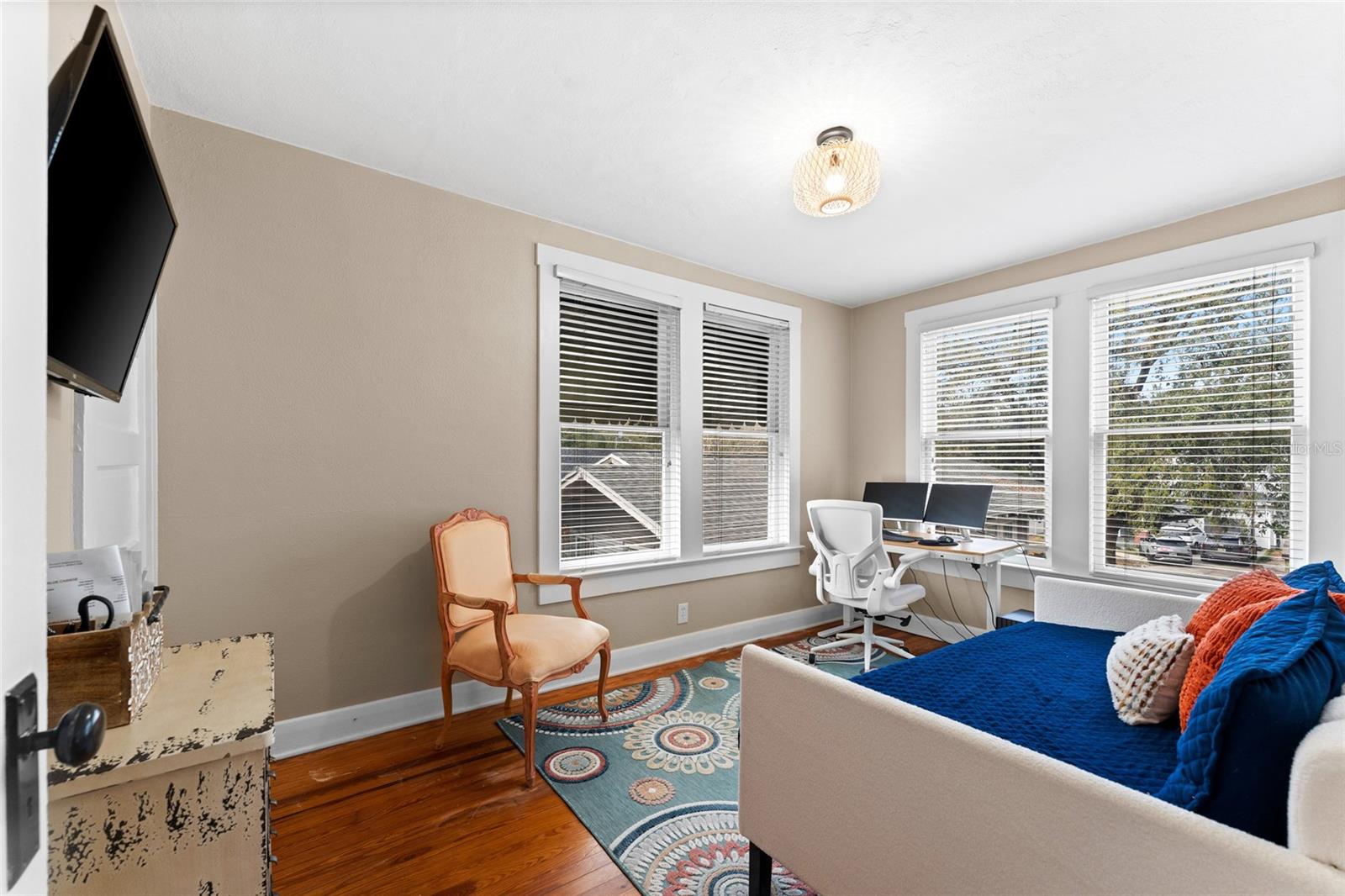 EVELYN CITY - Residential