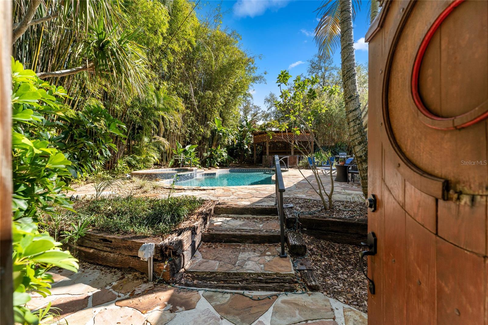 EVELYN CITY - Residential