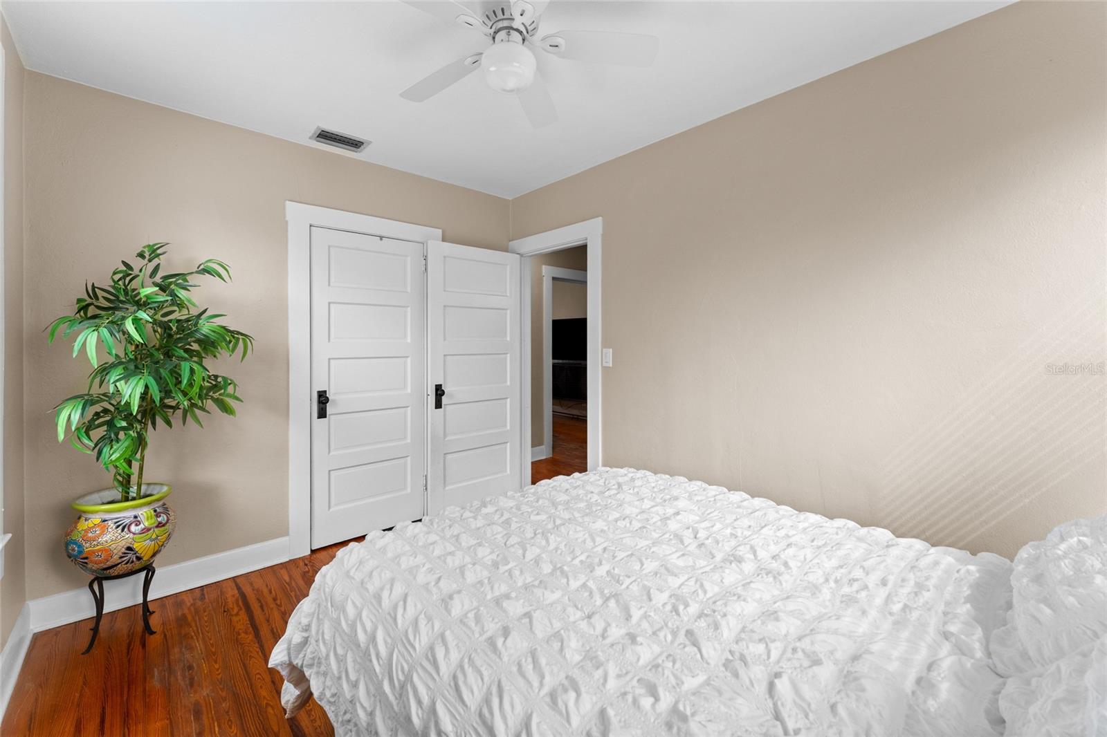 EVELYN CITY - Residential