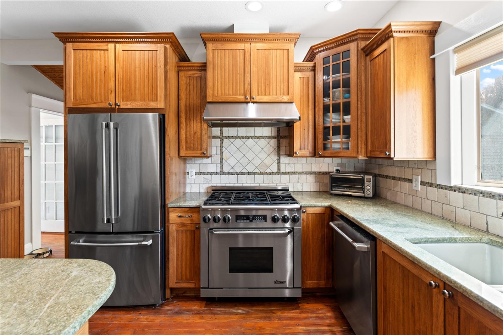 EVELYN CITY - Residential