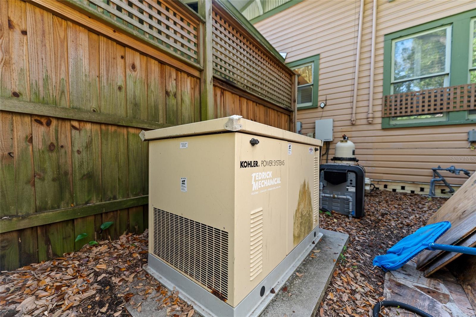 EVELYN CITY - Residential