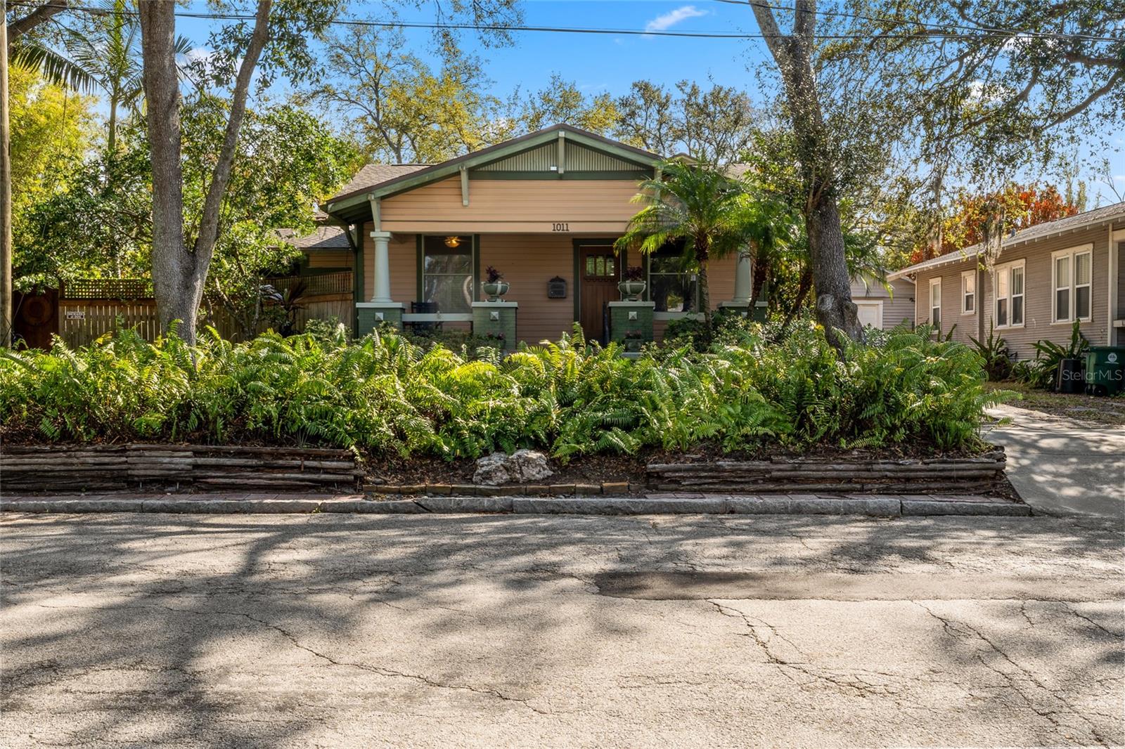 EVELYN CITY - Residential