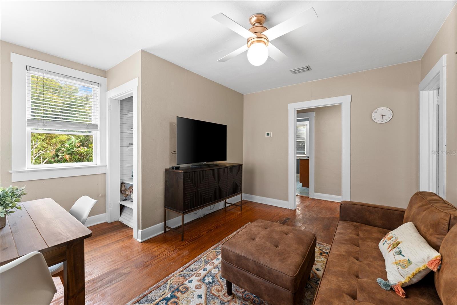 EVELYN CITY - Residential