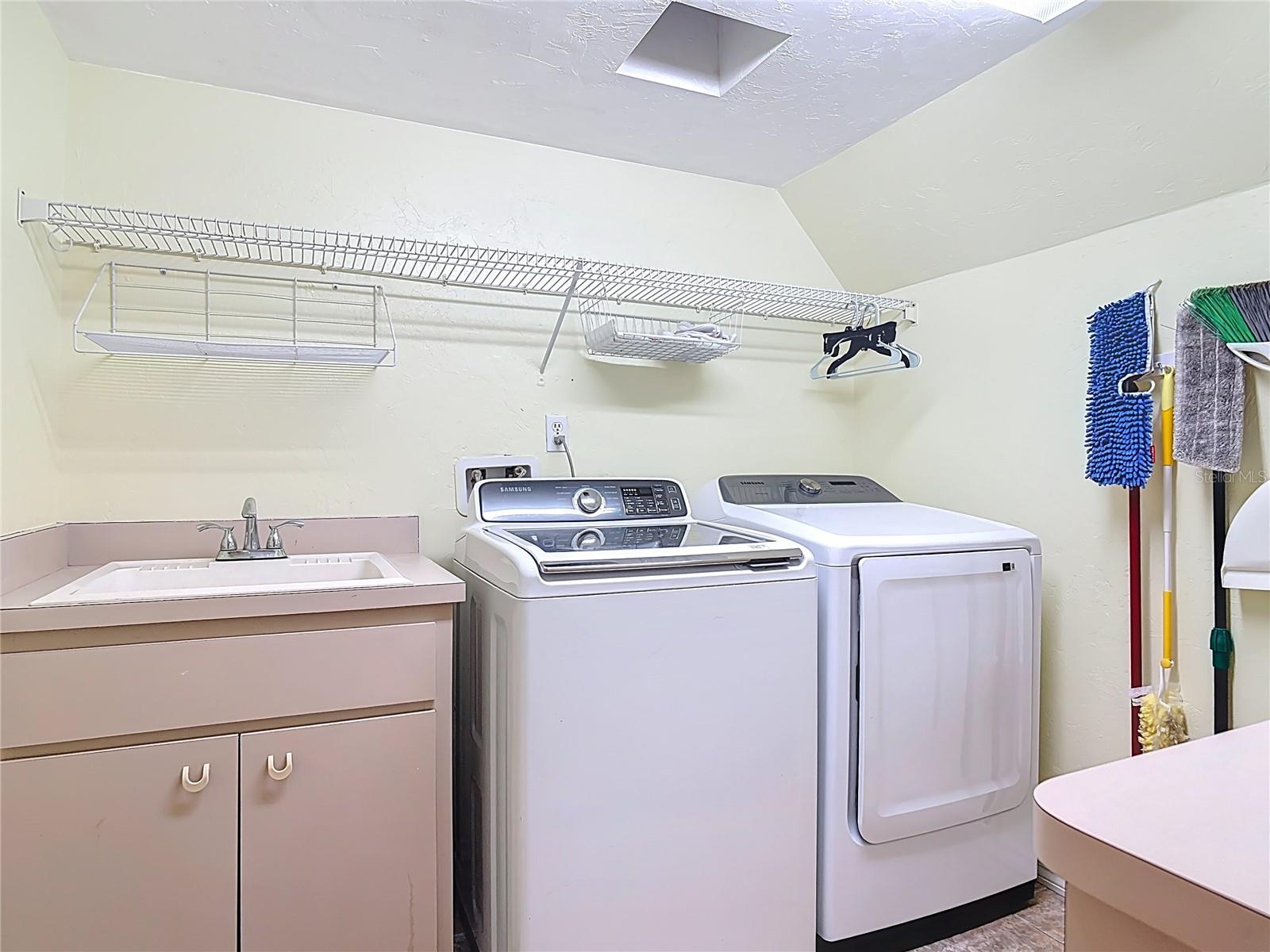 TAVARES VISTA DEL LARGO WATER PLANT SITE - Residential