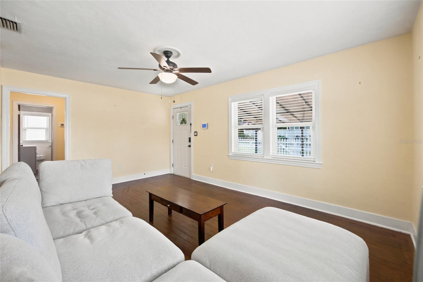 742 SE 12TH STREET