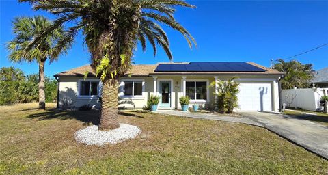 A home in PORT CHARLOTTE