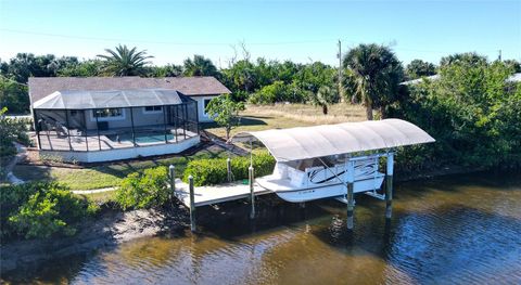 A home in PORT CHARLOTTE