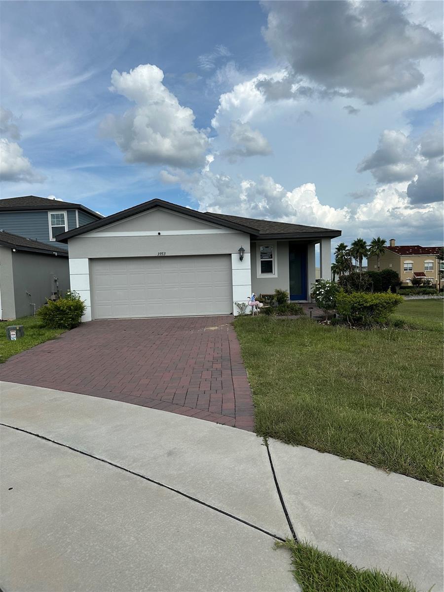 Beautiful single family home!
