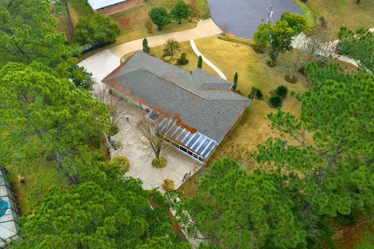 CAMELOT WEST - Residential