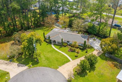 Photo of 118 W Camelot Drive, Palatka, FL 32177 (MLS # OM718537)