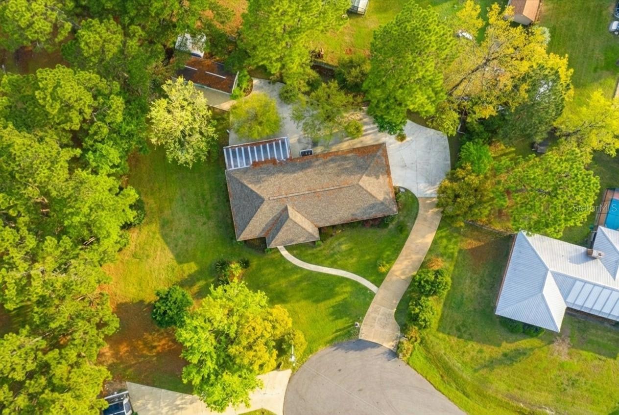 CAMELOT WEST - Residential