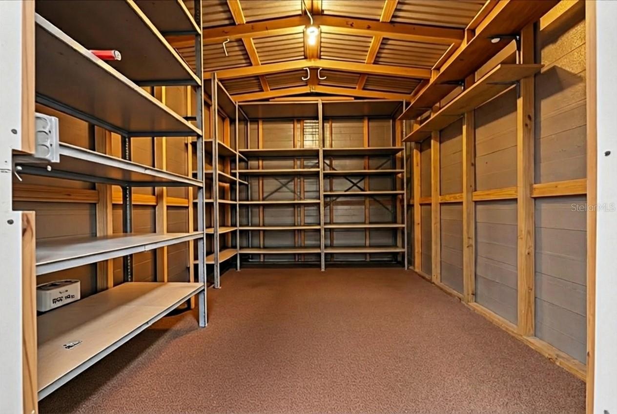 CAMELOT WEST - Residential