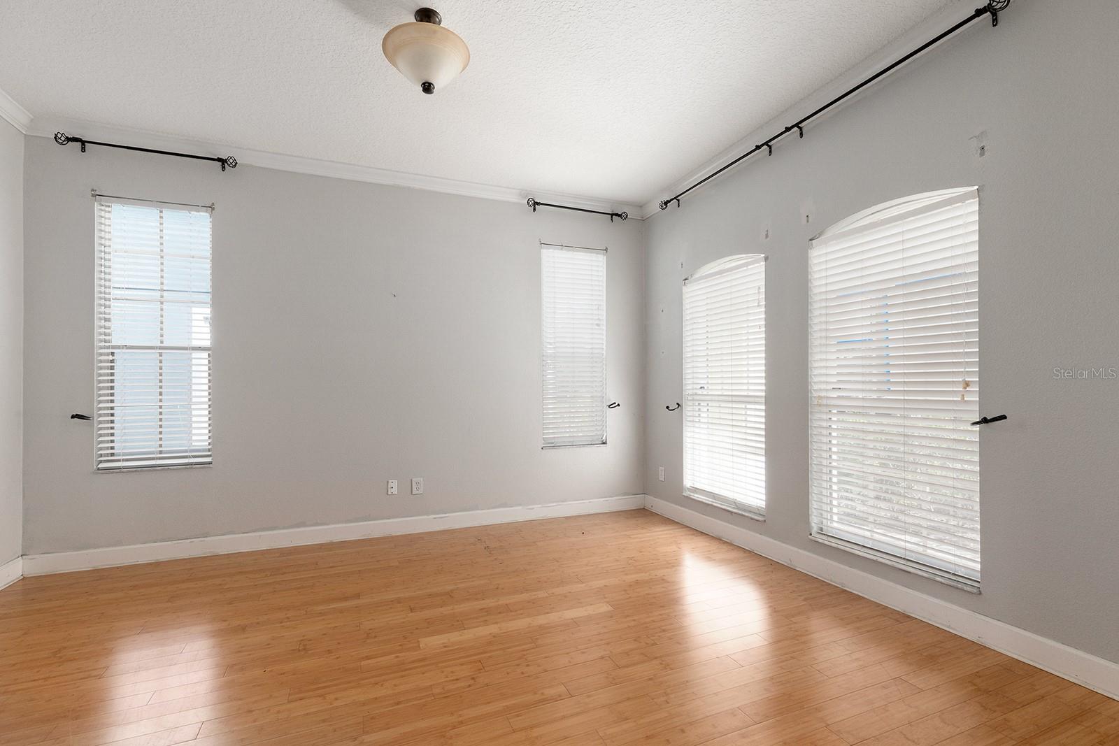 HUNTERS CREEK TR 515 PH 02 48 96 - Residential