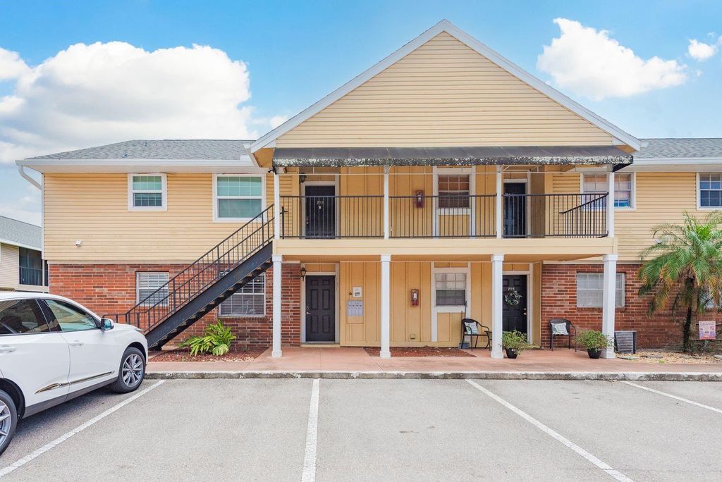 Photo of 200 Country Club Drive #701, Largo, FL 33771 (MLS # TB8485407)